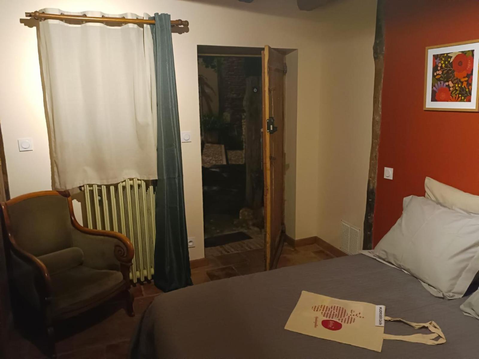 Bed and Breakfast La Lauze Et L'Anguille Гайак Экстерьер фото